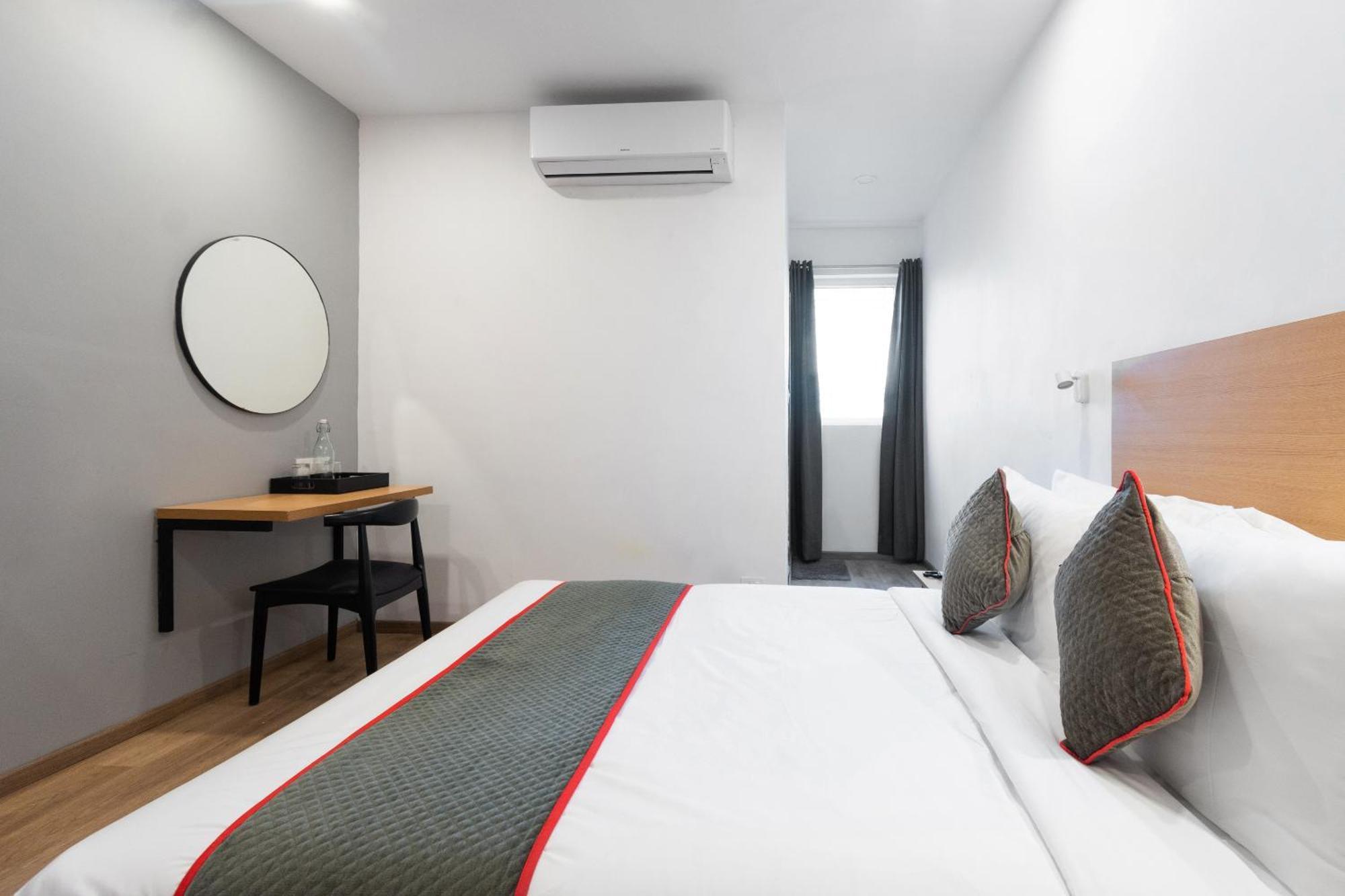 Townhouse Mannat International 4*